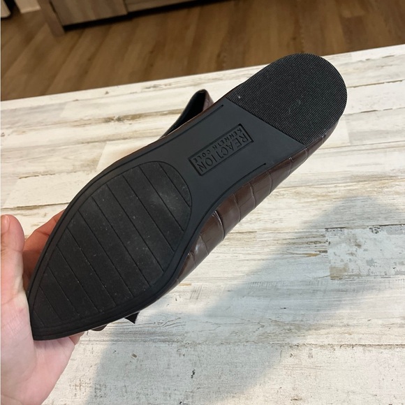 Kenneth Cole Reaction Lily
Bow Flats - Picture 3 of 6